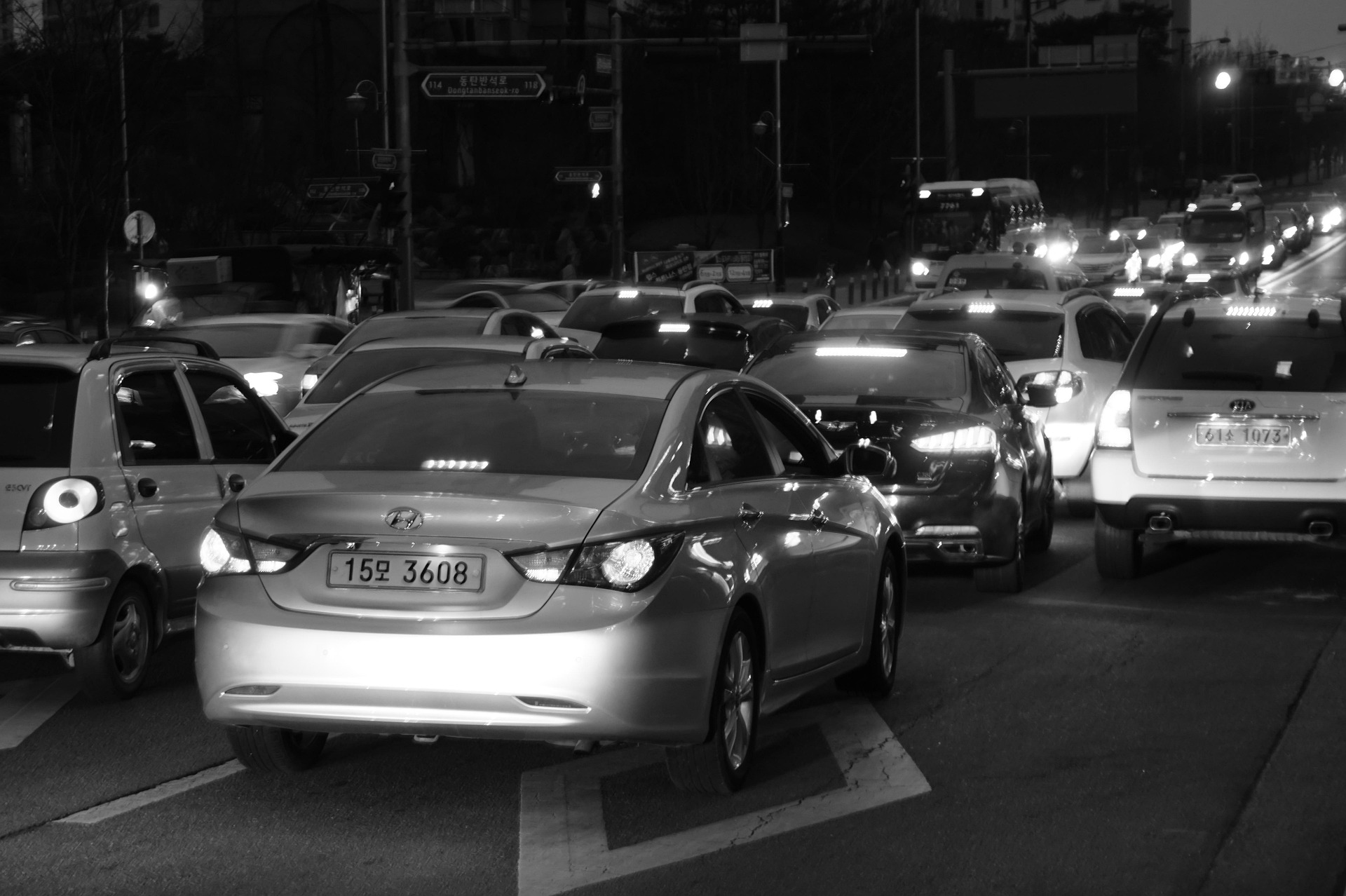 eunsookim7-car-1711788_1920.jpg