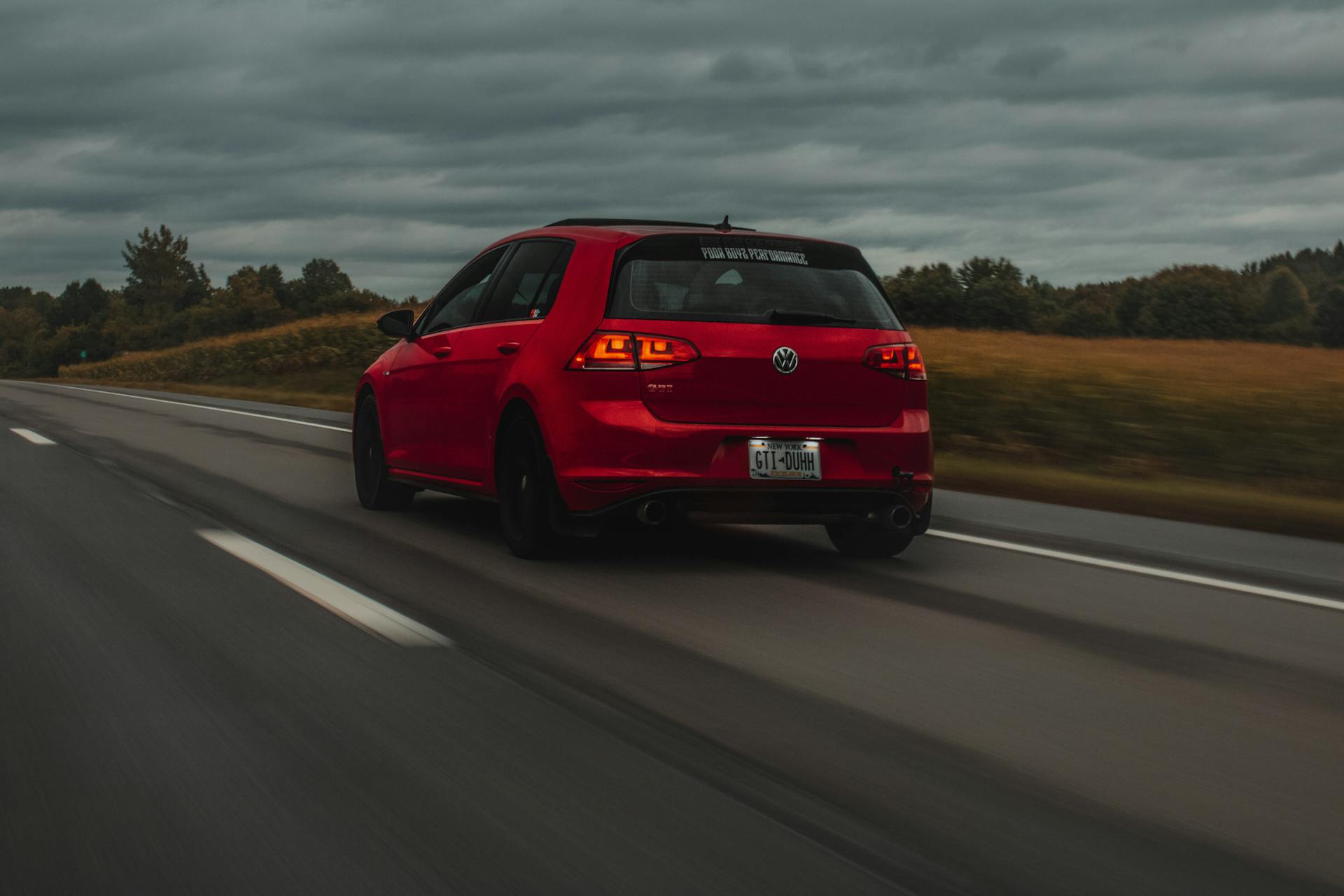 pexels-kampratt-5354464